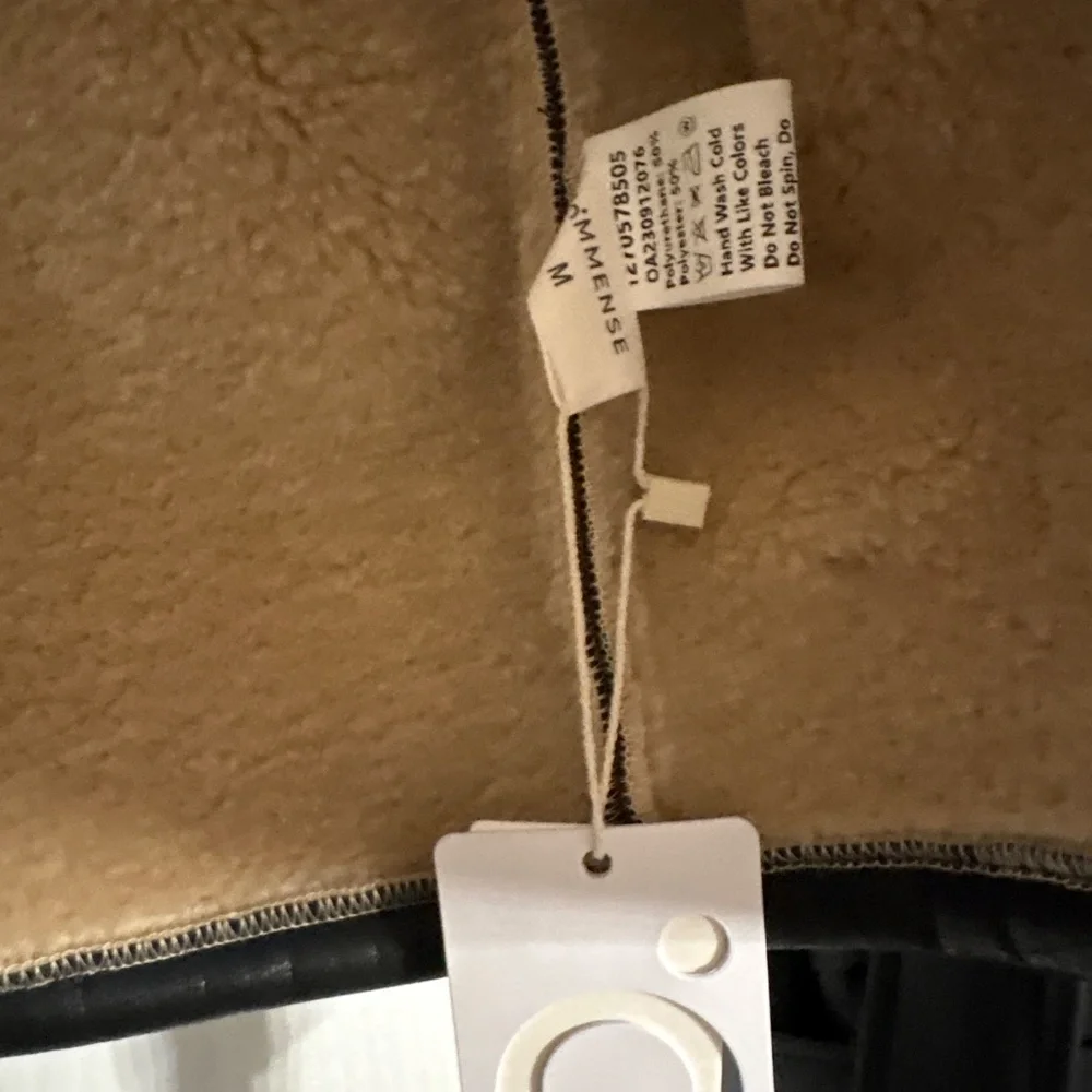 Commense Jacket - Picture 3 of 3